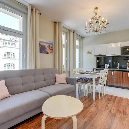 Lion - Costa Brava Apartament